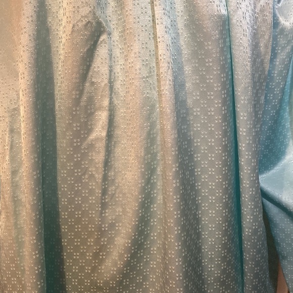 Vintage 1960s baby blue night gown women in size large. - Picture 6 of 10